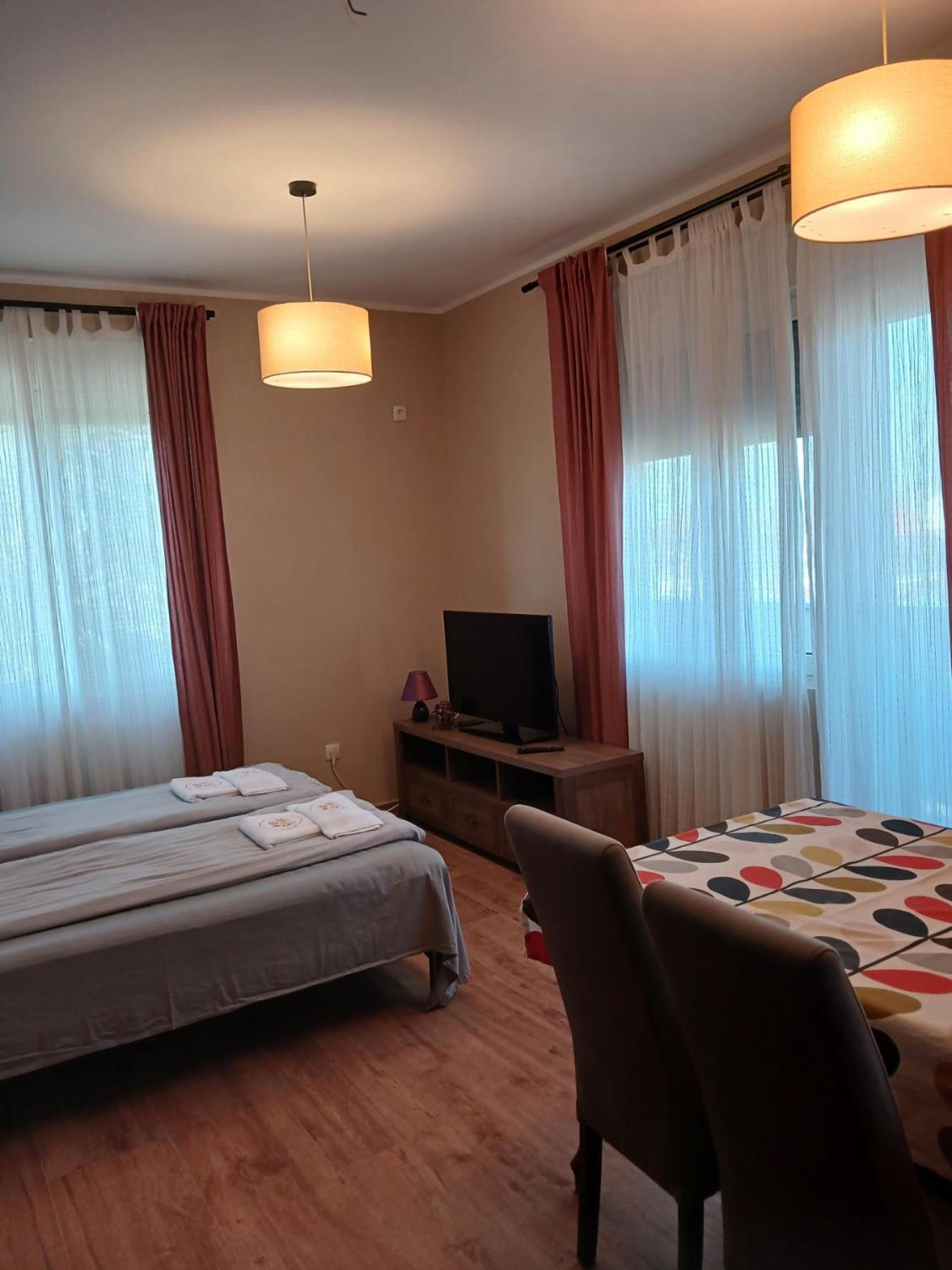 Roomsapartments Popcourt Pancevo Exterior photo